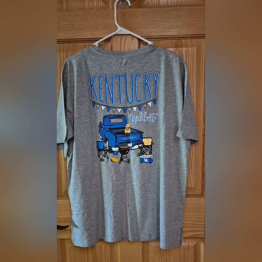 NEW Kentucky Wildcats Women's XXL Gray Oversized Tailgate Pocket T-Shirt